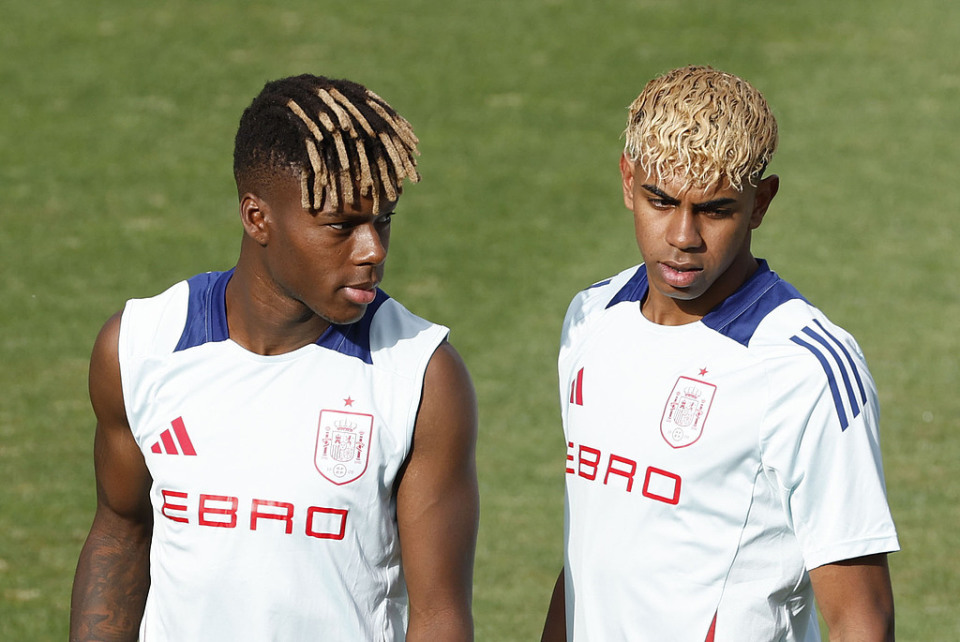 阿莱格里：普利希奇很难赶上比赛；并不是我在改造莱奥（阿莱格里称普利希奇出战成疑，否认亲自改造莱奥）