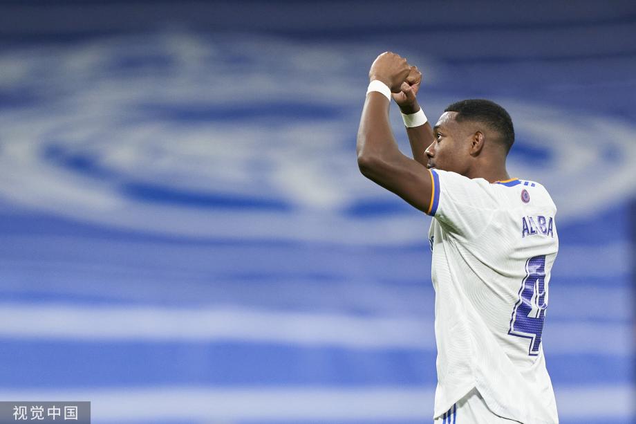 无悬念？中超官方第30轮最佳候选：上演大四喜的法比奥领衔（悬念不大？中超第30轮官方最佳候选出炉：大四喜的法比奥领跑）