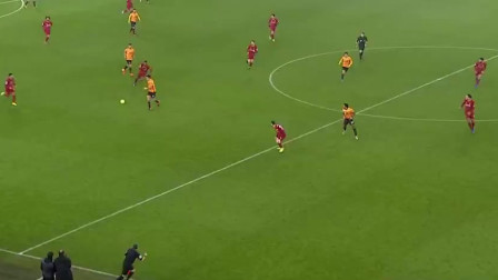 布达佩斯Major：跌入0-1！小蜜蜂7-13不敌FaZe（布达佩斯Major首秀失利：小蜜蜂7-13不敌FaZe，战绩0-1）