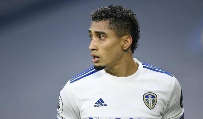 记者：阿坎吉因流感缺席训练，球员身体状况将于明日进行评估（记者：阿坎吉因流感缺席训练，身体状态将于明日评估）