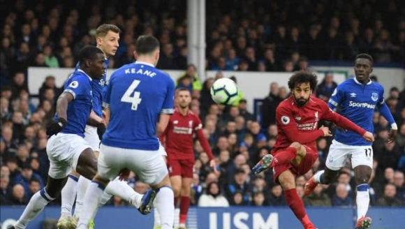 西甲积分榜：皇马爆冷输球距巴萨4分，黄潜第三，马竞第四（西甲积分榜：皇马冷门告负落后巴萨4分，黄潜第三、马竞第四）