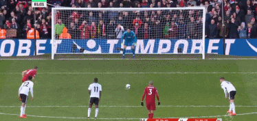 半场战报：巴西国际1-0桑托斯，帕特里克破门（半场战况：巴西国际1-0领先桑托斯，帕特里克建功）