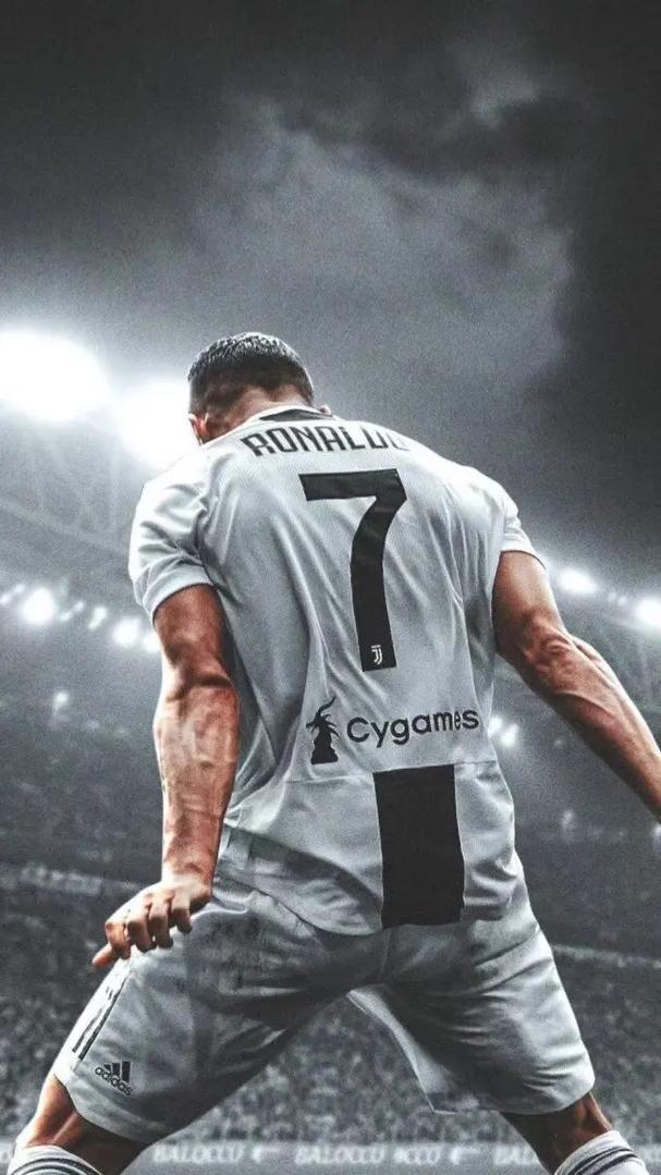 萨巴莱塔：西班牙人在世青赛后曾想签下梅西，但巴萨断然拒绝（萨巴莱塔：世青赛后西班牙人曾寻求签下梅西，巴萨坚决拒绝）