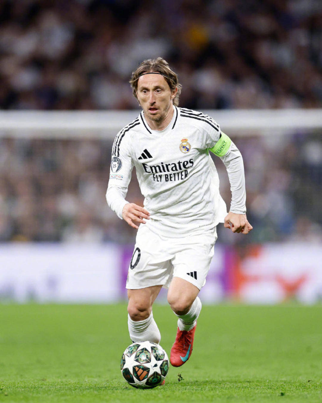 炸锅了！皇马挖萨拉赫放猛料：用巴西国脚做交换！（重磅爆料：皇马追逐萨拉赫，或以巴西国脚作为交换筹码）